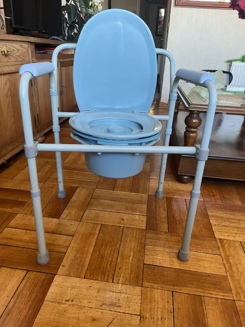 Silla sanitaria portátil - 1