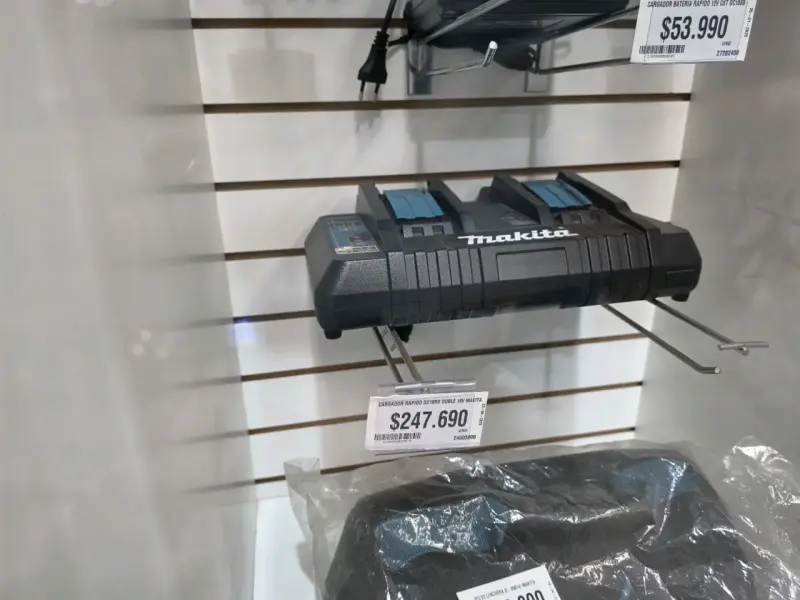 Cargador de batería Makita dual - 2