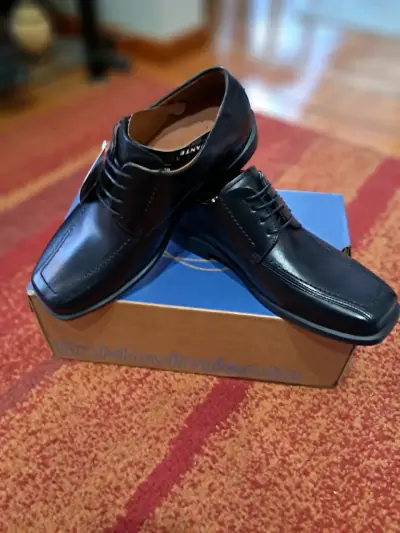 Zapatos formales negros nuevos - miniatura 2