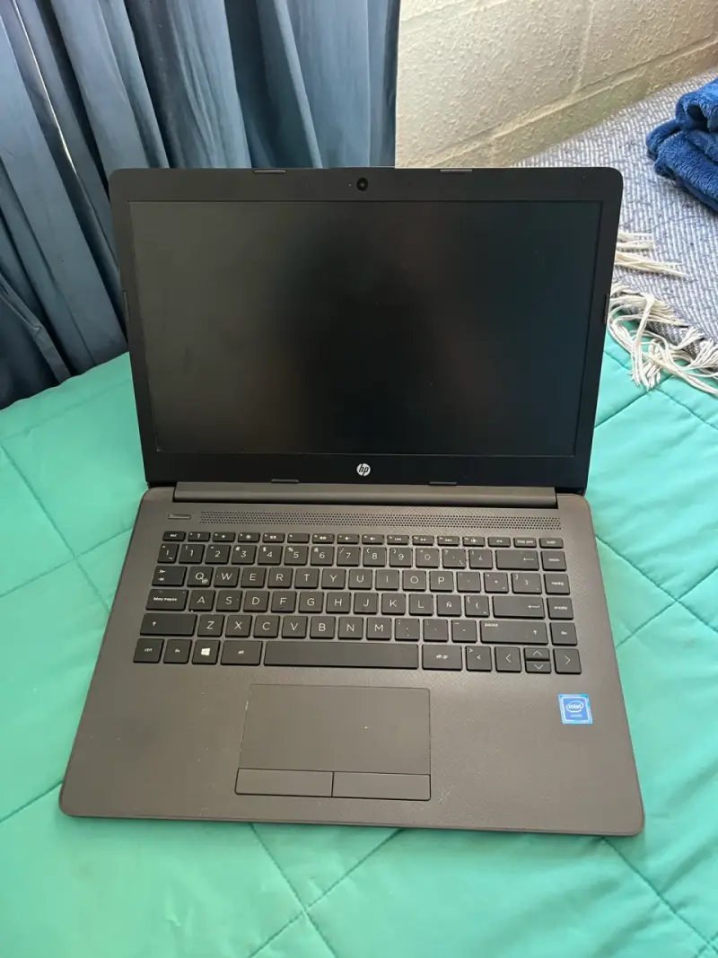 Laptop HP usado en buen estado - 2