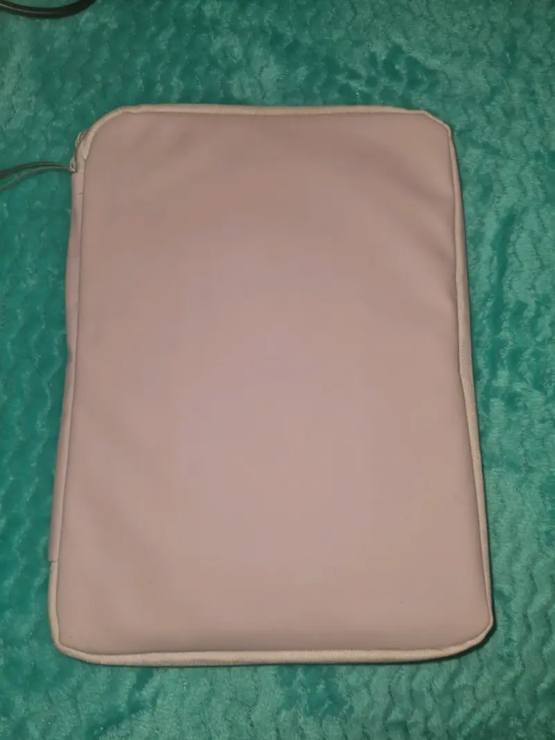 Funda rosada para tablet - 1