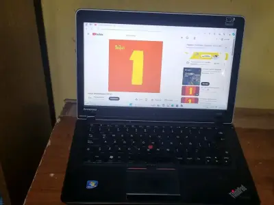 Laptop Lenovo Thikpad E420 - miniatura 2