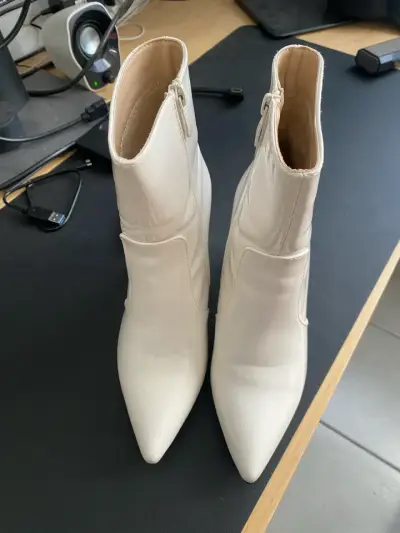 Botines blancos - miniatura 3