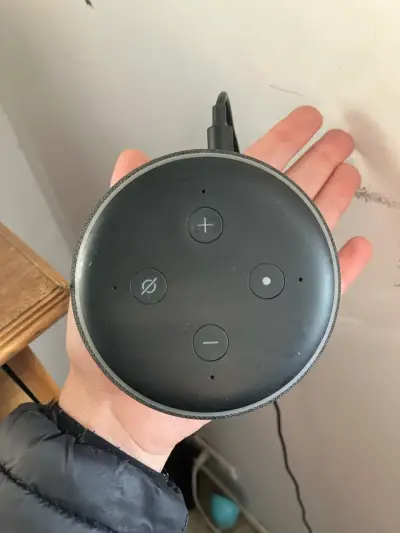 Altavoz inteligente Echo Dot - miniatura 2