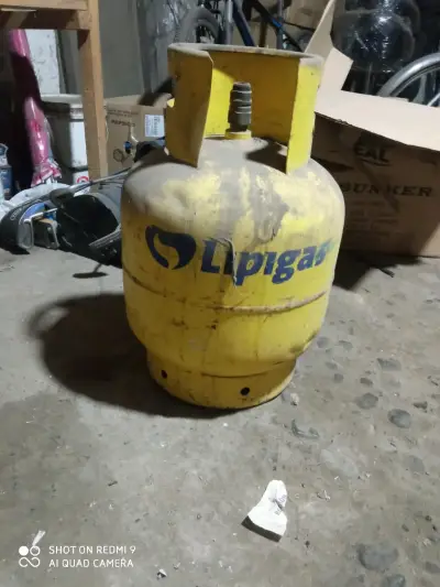 Balón de gas Lipigas amarillo - miniatura 3