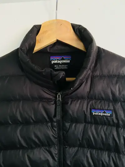 Chaqueta negra de plumas Patagonia - miniatura 2