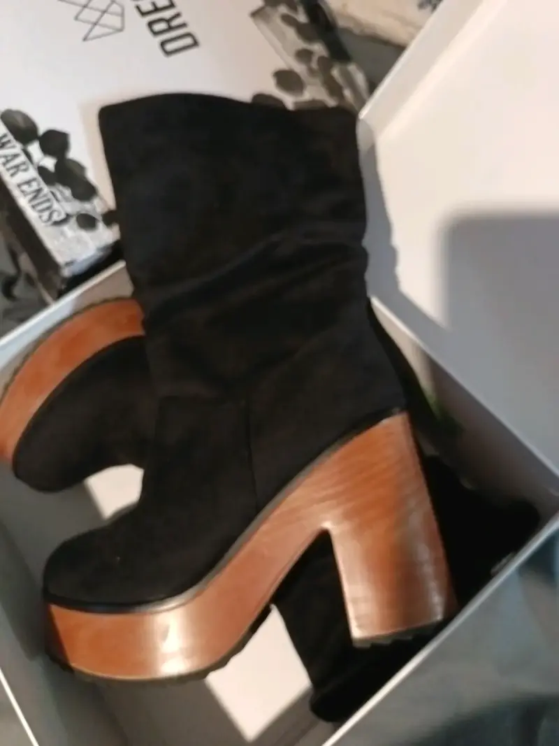 Botines negros con plataforma - 1