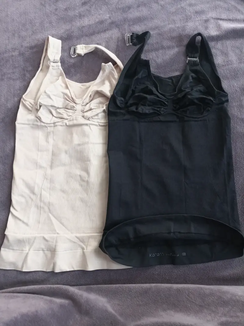 Tops de lactancia beige y negro - 1