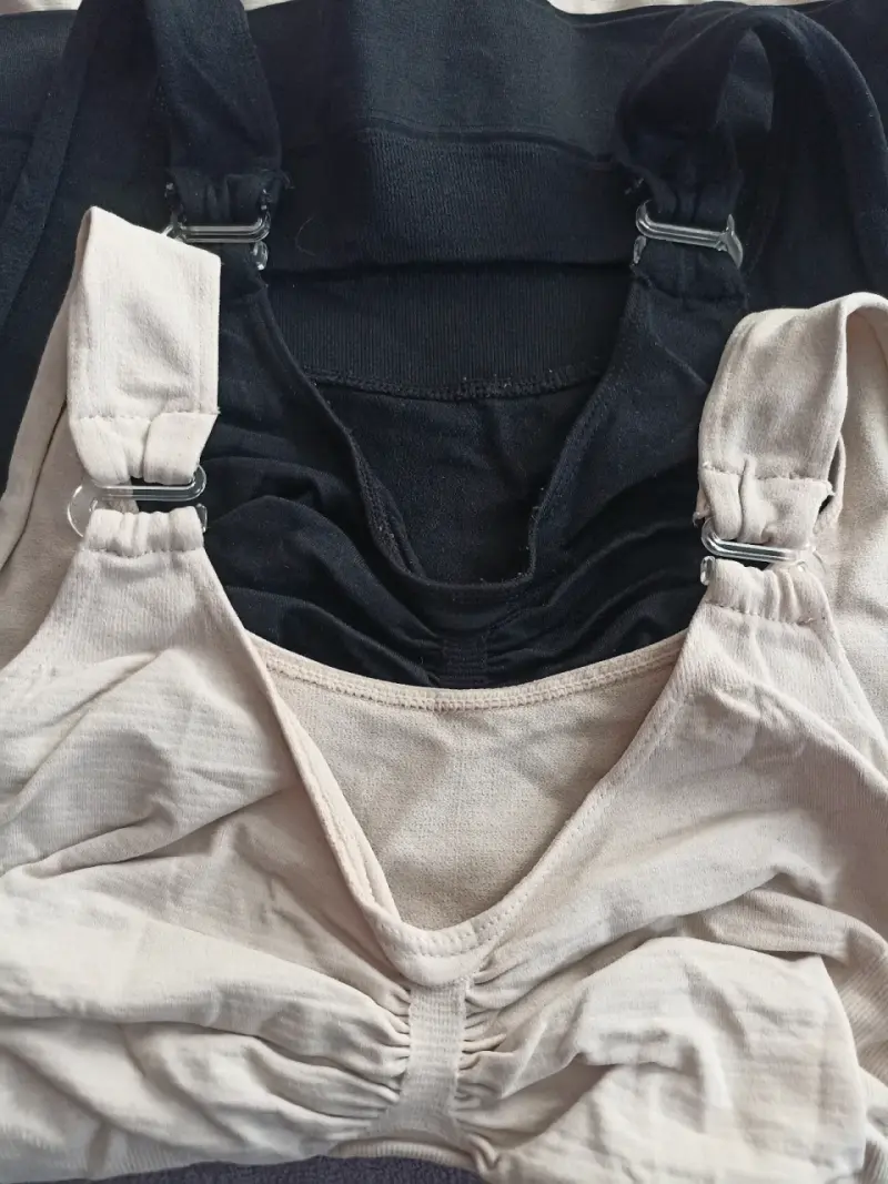 Tops de lactancia beige y negro - 4
