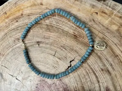 Collar de cuentas azules - miniatura 1