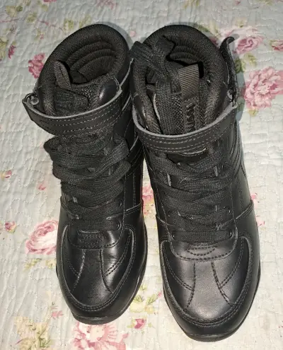 Botines negros de colegio - miniatura 1