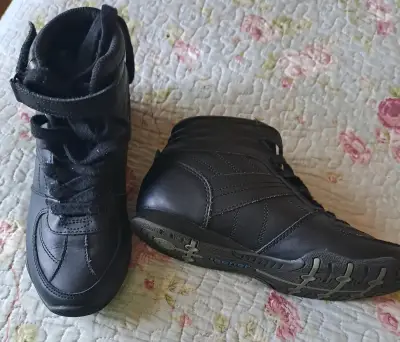 Botines negros de colegio - miniatura 3