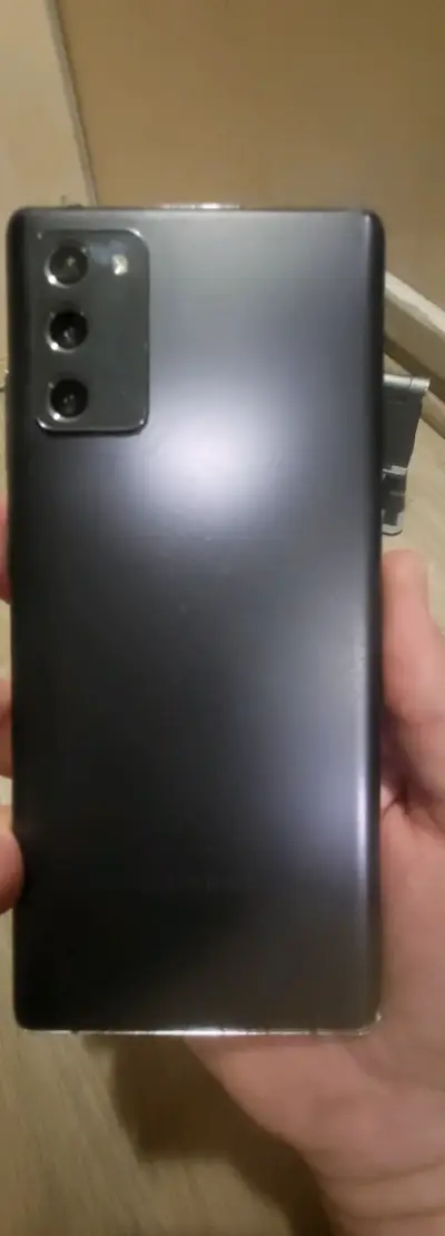 Smartphone Samsung note 20 no con buen rendimiento - miniatura 2