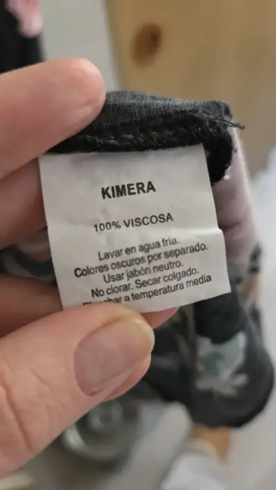 Vestido negro floral - miniatura 4
