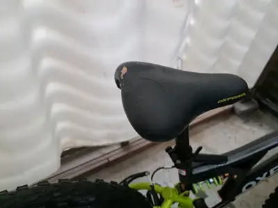 Bicicleta Oxford DM10 negra y verde - miniatura 4