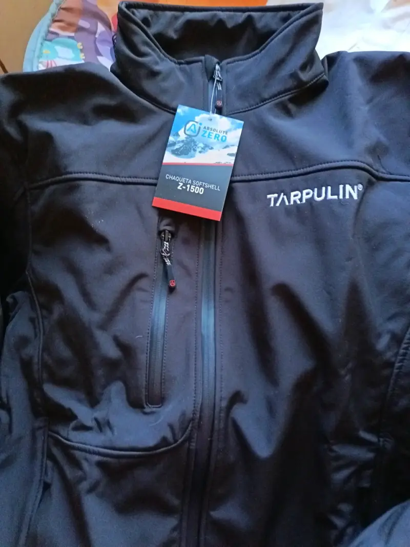 Chaqueta Tarulin negra nueva - 2
