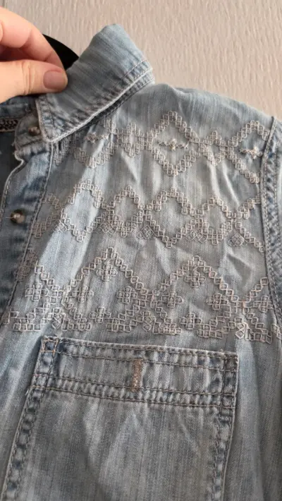 Camisa de mezclilla celeste - miniatura 2