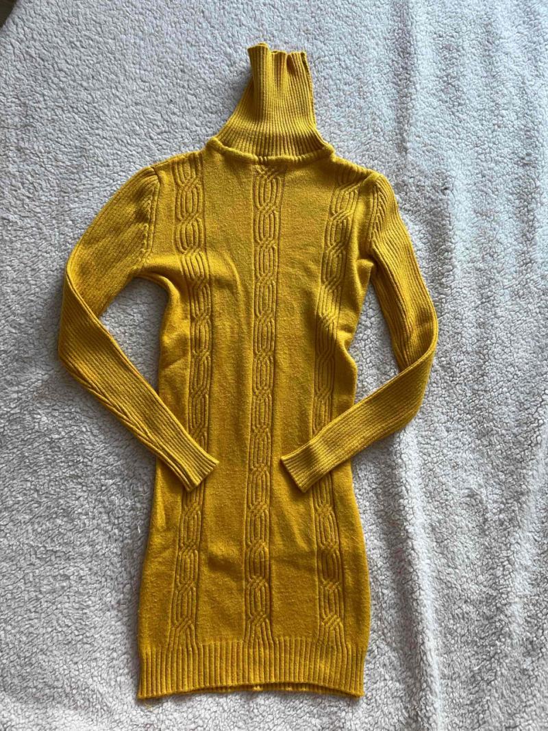 Vestidos de lana cuello alto - 2