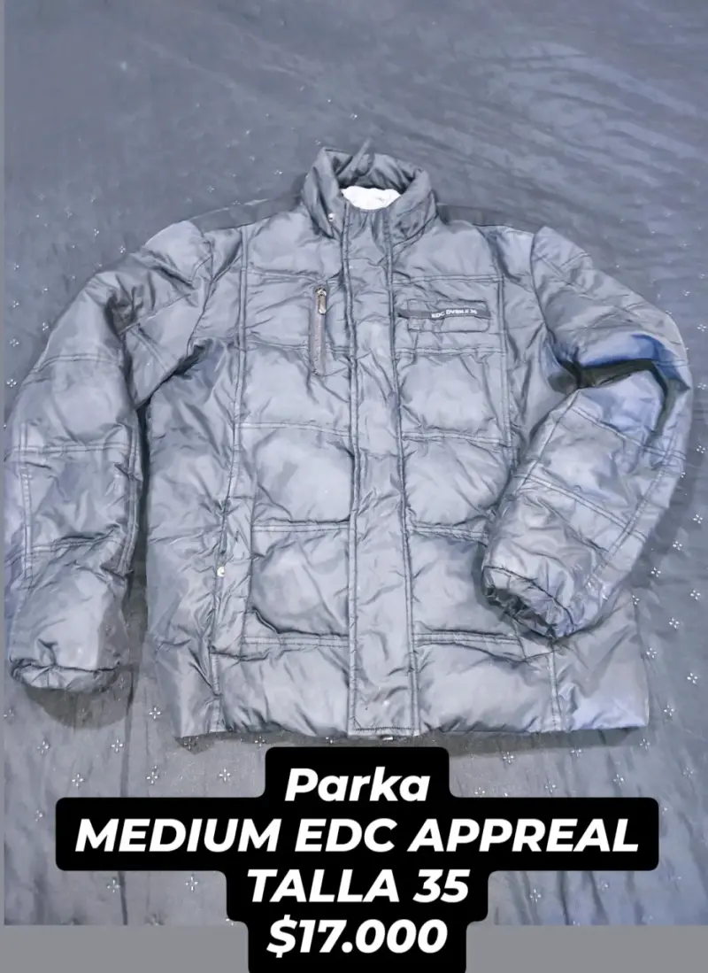 Parka blanca con capucha - 4