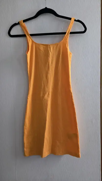 Vestido corto naranjo - miniatura 1