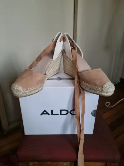 Alpargatas de plataforma beige (ALDO) - miniatura 2