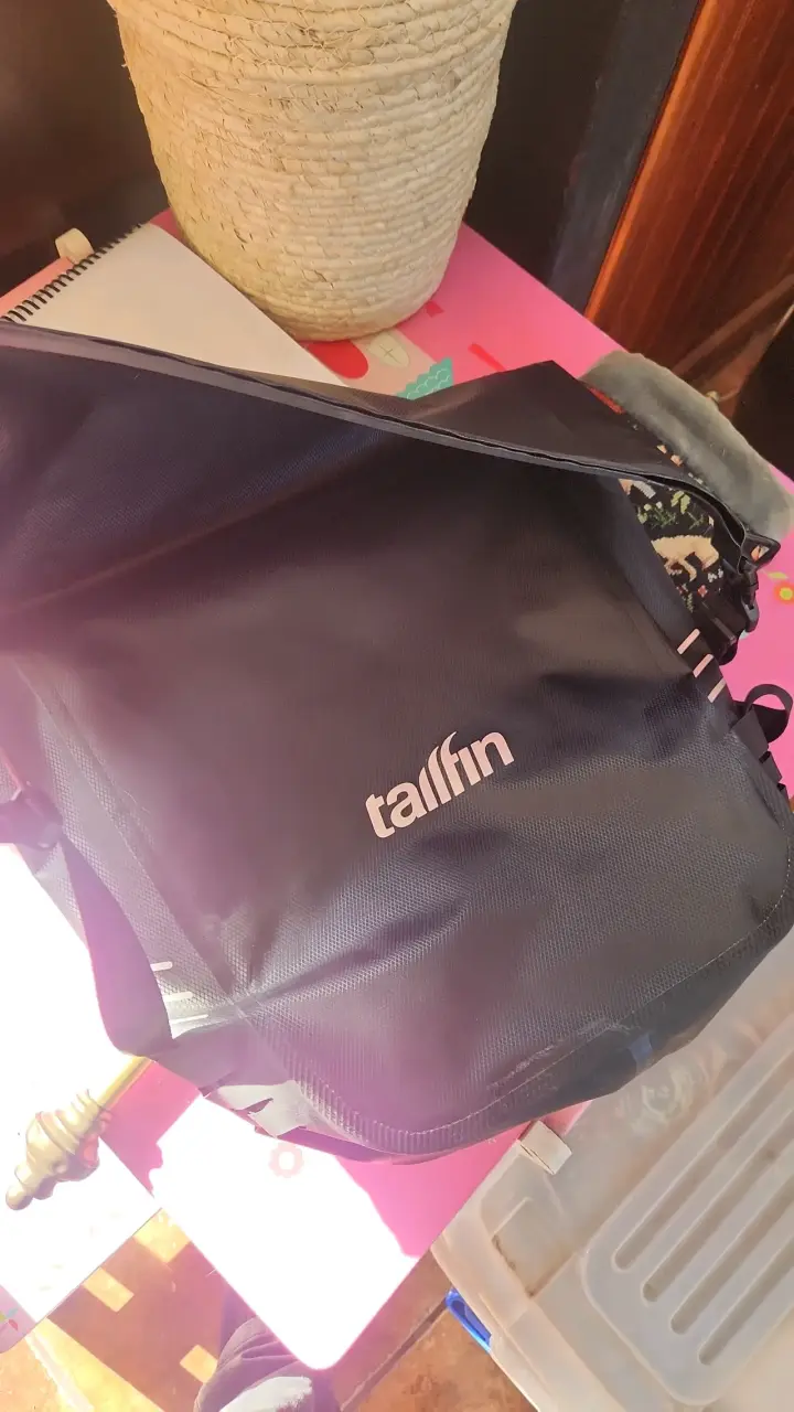 Mochila Tallfin negra - 1