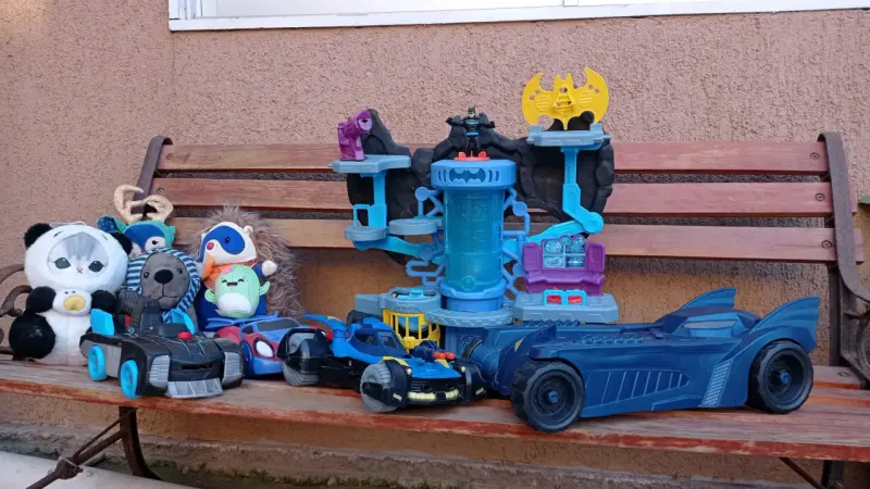 Lote juguetes batman y peluches variados - 3