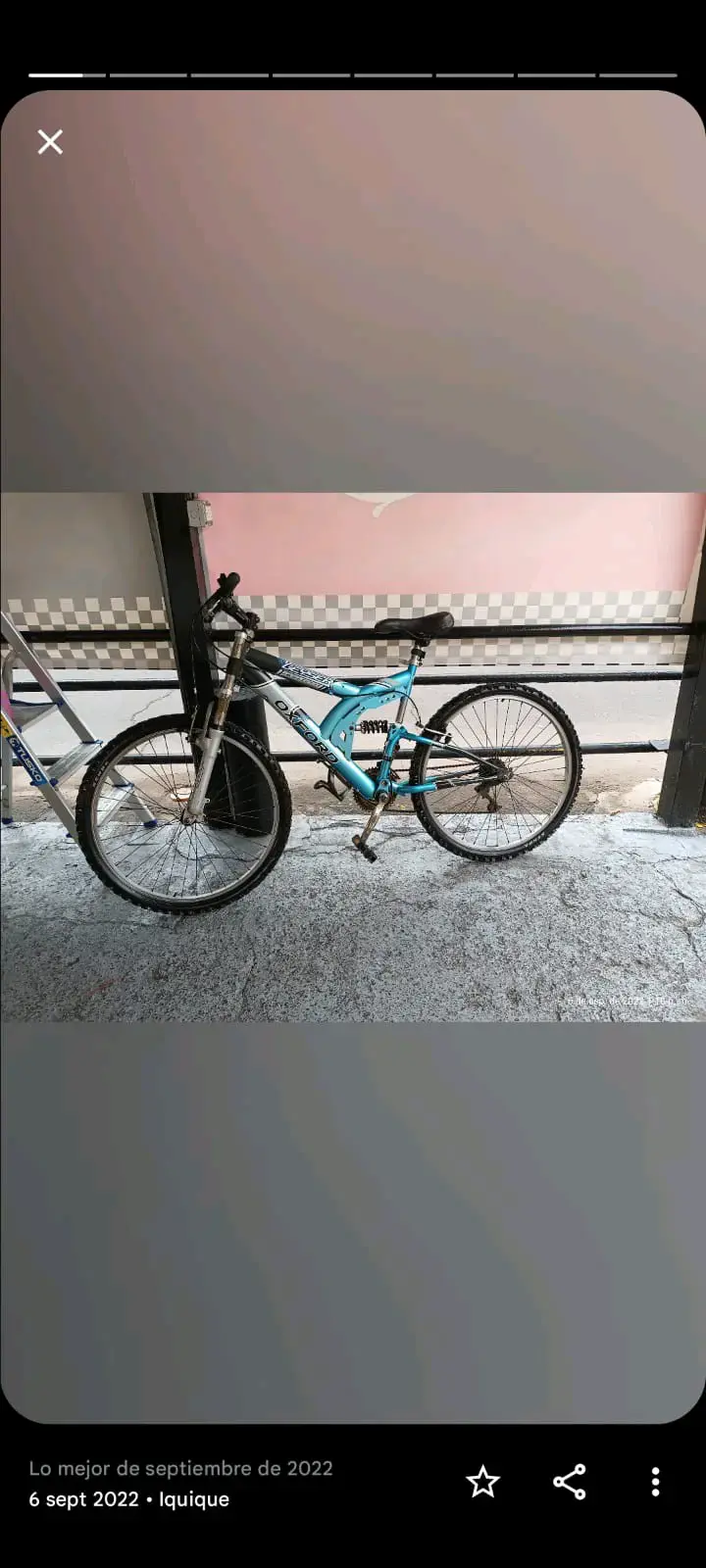 Bicicleta de montaña turquesa