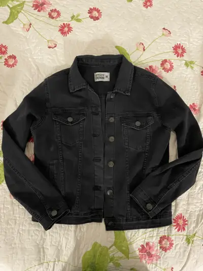 Chaqueta denim negra - miniatura 1