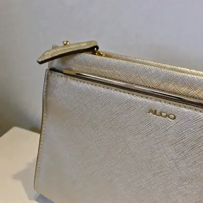 Cartera dorada Aldo fiesta - miniatura 2