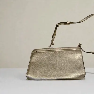 Cartera dorada Aldo fiesta - miniatura 3