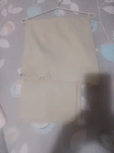 Pantalón gris a cuadros - miniatura 2