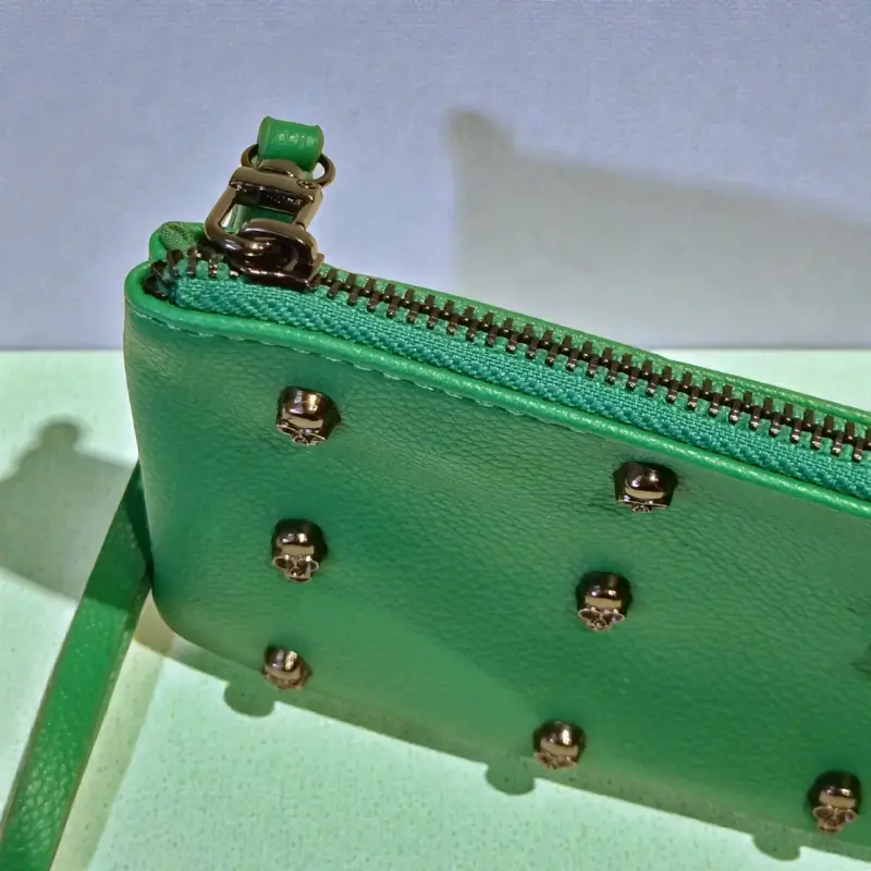 Billetera/monedero zappa verde con tachas - 4