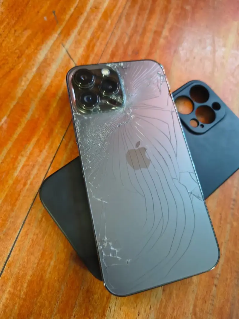 iPhone 13 Pro Max 128gb - 7