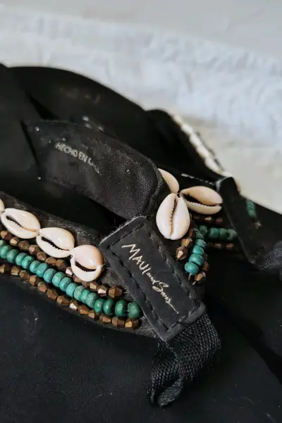 Sandalias negras playeras Maui - miniatura 3