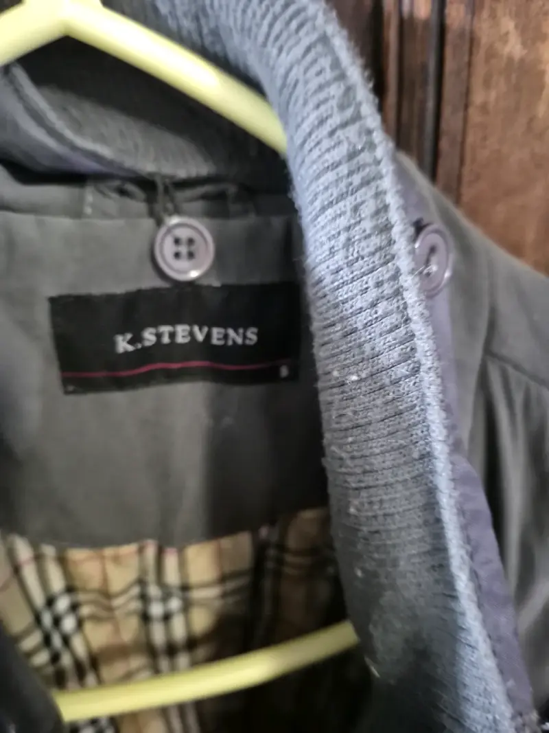 Chaqueta gris con forro a cuadros - 2