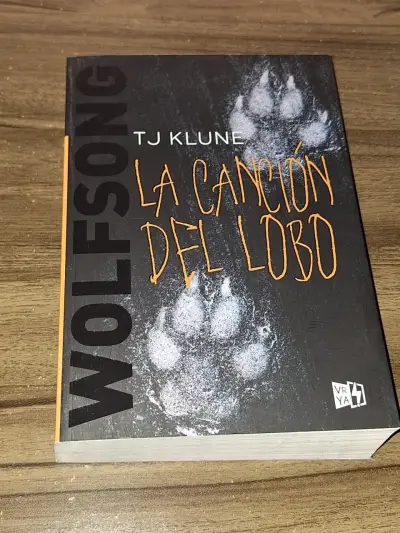 Libro "La Canción del Lobo" - miniatura 1