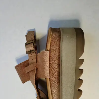 Sandalias cuero plataforma - miniatura 3