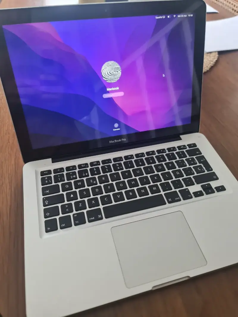 MacBook Pro usado - 1