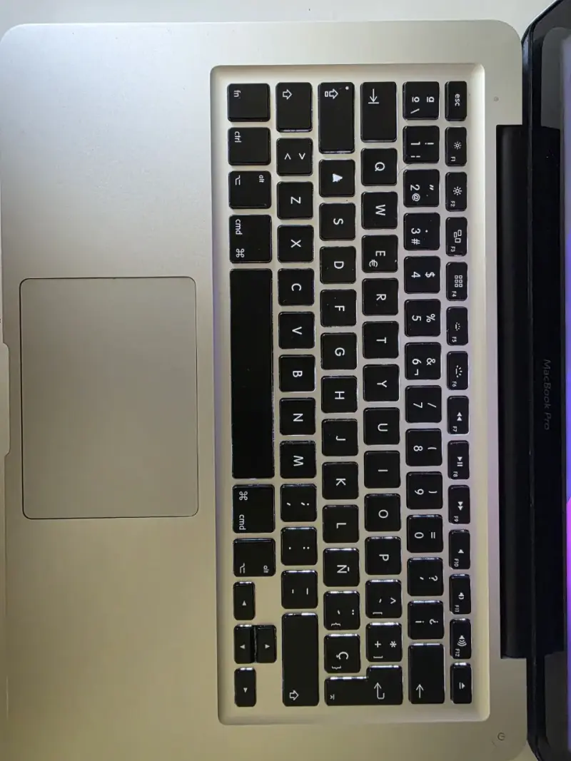 MacBook Pro usado - 4