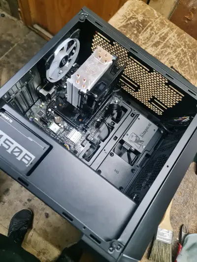 Pc Gamer sin tarjeta grafica - miniatura 1
