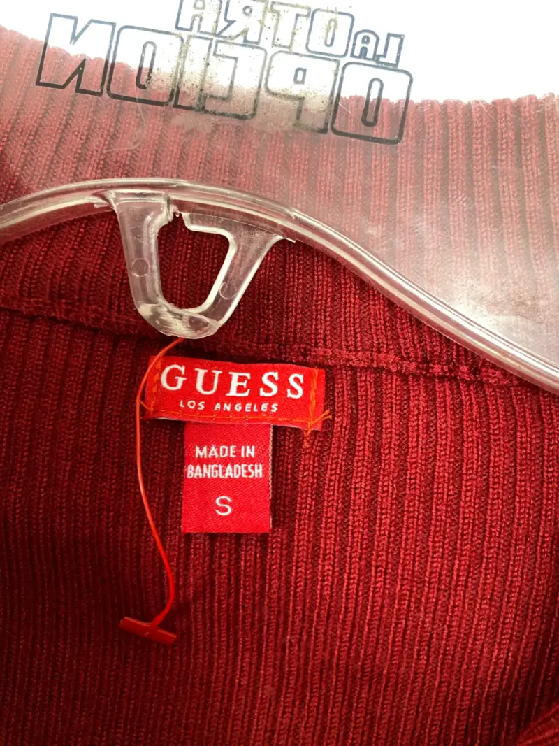 sweater rojo con cierre Guess - 3