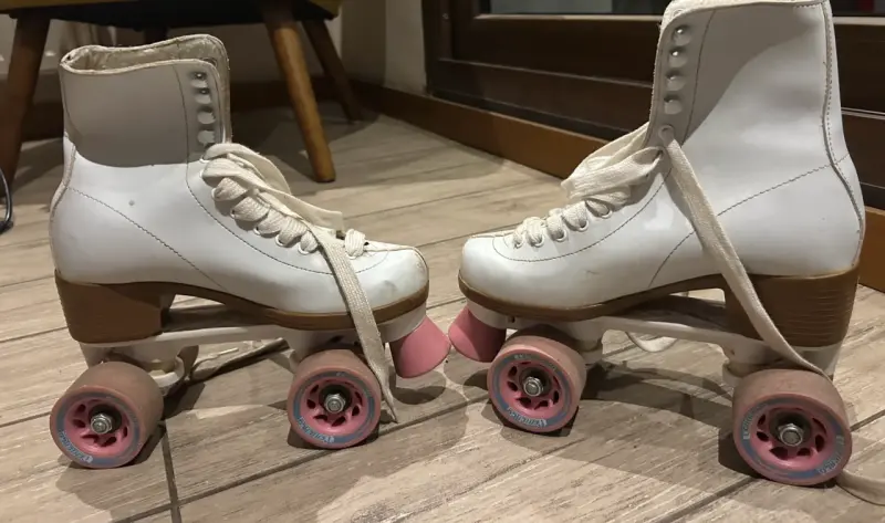 Patines de cuatro ruedas profesionales - 1