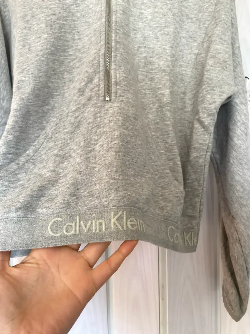 Polerón gris Calvin Klein - 3