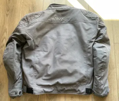 Chaqueta moto gris protecciones - miniatura 5
