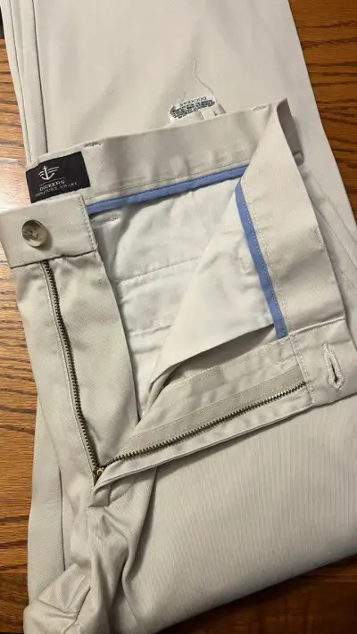 Pantalones Dockers color beige claro - miniatura 5