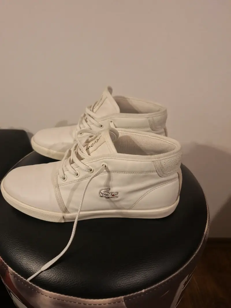 Zapatillas blancas marca lacoste - 2
