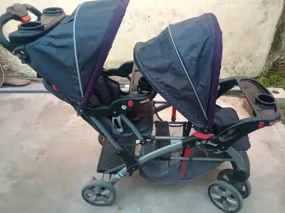 Coche doble sit n'stand plegable - miniatura 2