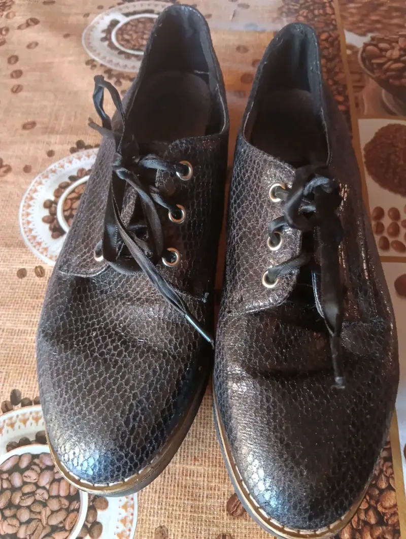 Zapatos negros de cuero sintético - 5