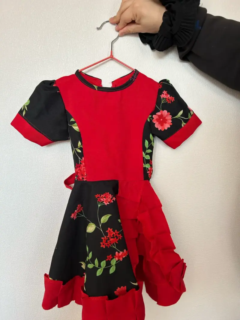 Vestido rojo estampado floral - 1